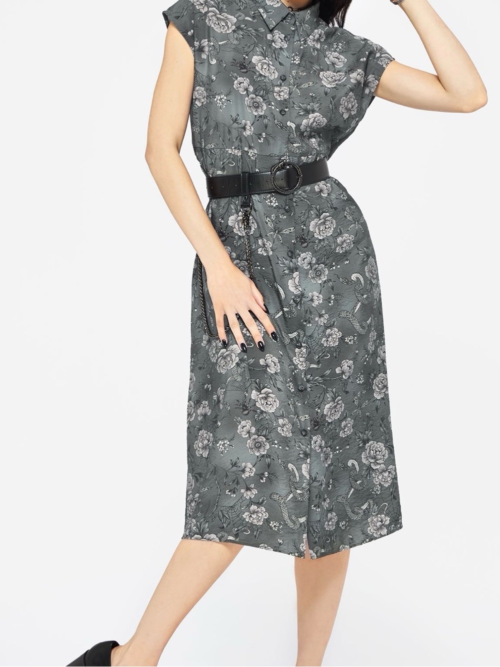 Disturbia Meadow Floral Serpent Print
Midi Shirt Dress